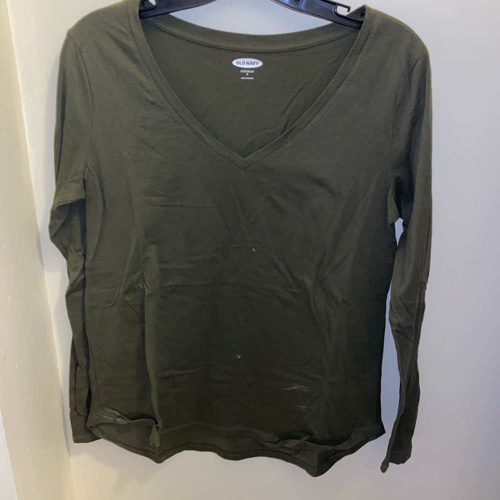 Old navy long sleeve